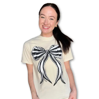 BLACK & WHITE BOW TEE