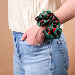 Ruffle Up Scrunchie-A Merry Moment