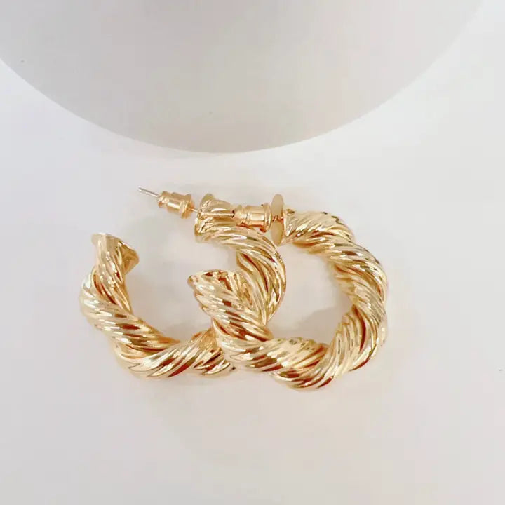 The Jennifer Hoop gold