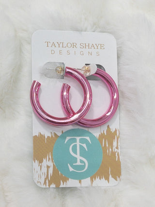 TAYLOR SHAYE LIGHT PINK HOOPS
