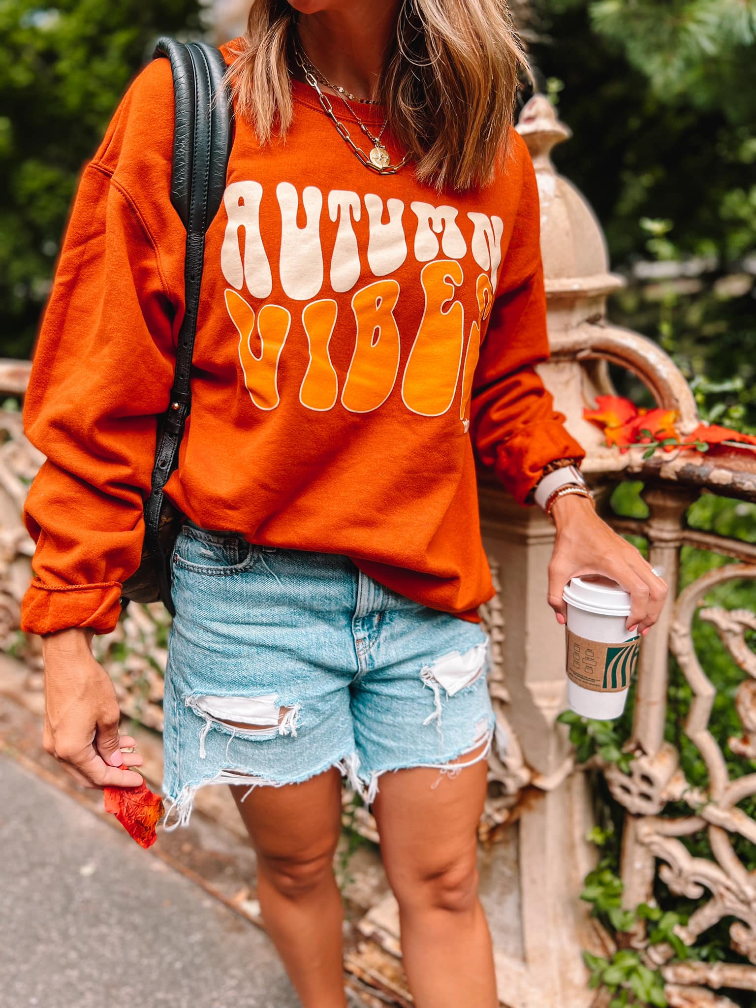 AUTUMN SWEATSHIRT