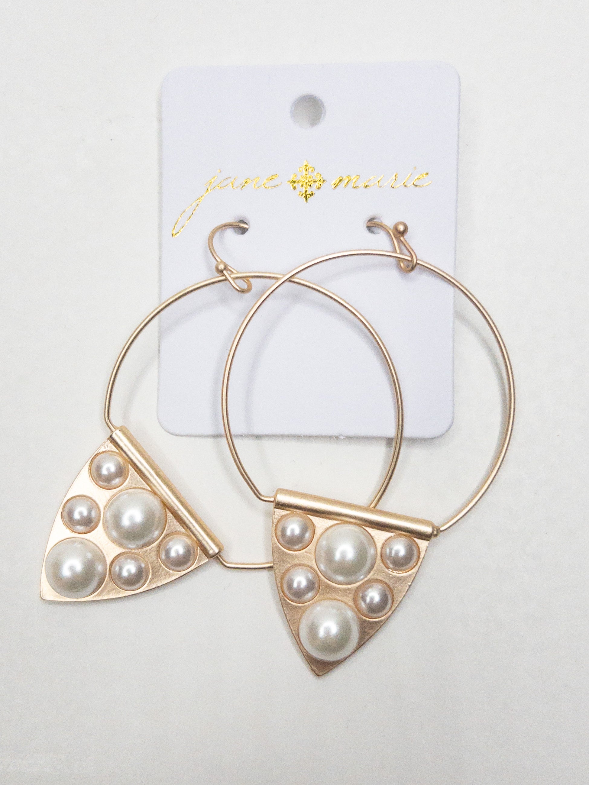 CIRCLE DANGLES WITH TRIANGLE PEARL JANE MARIE