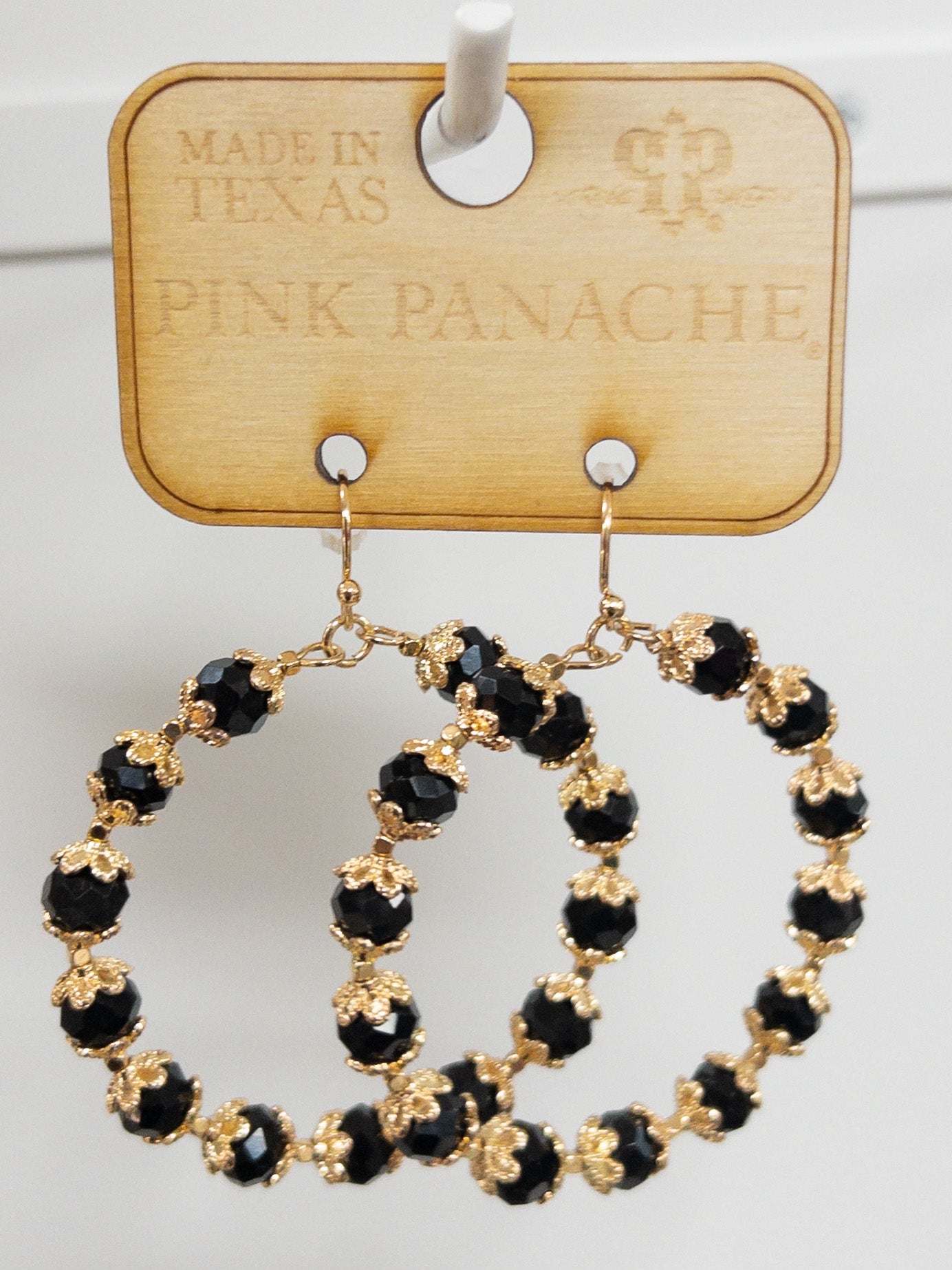 147 BLACK GOLD CIRCLE