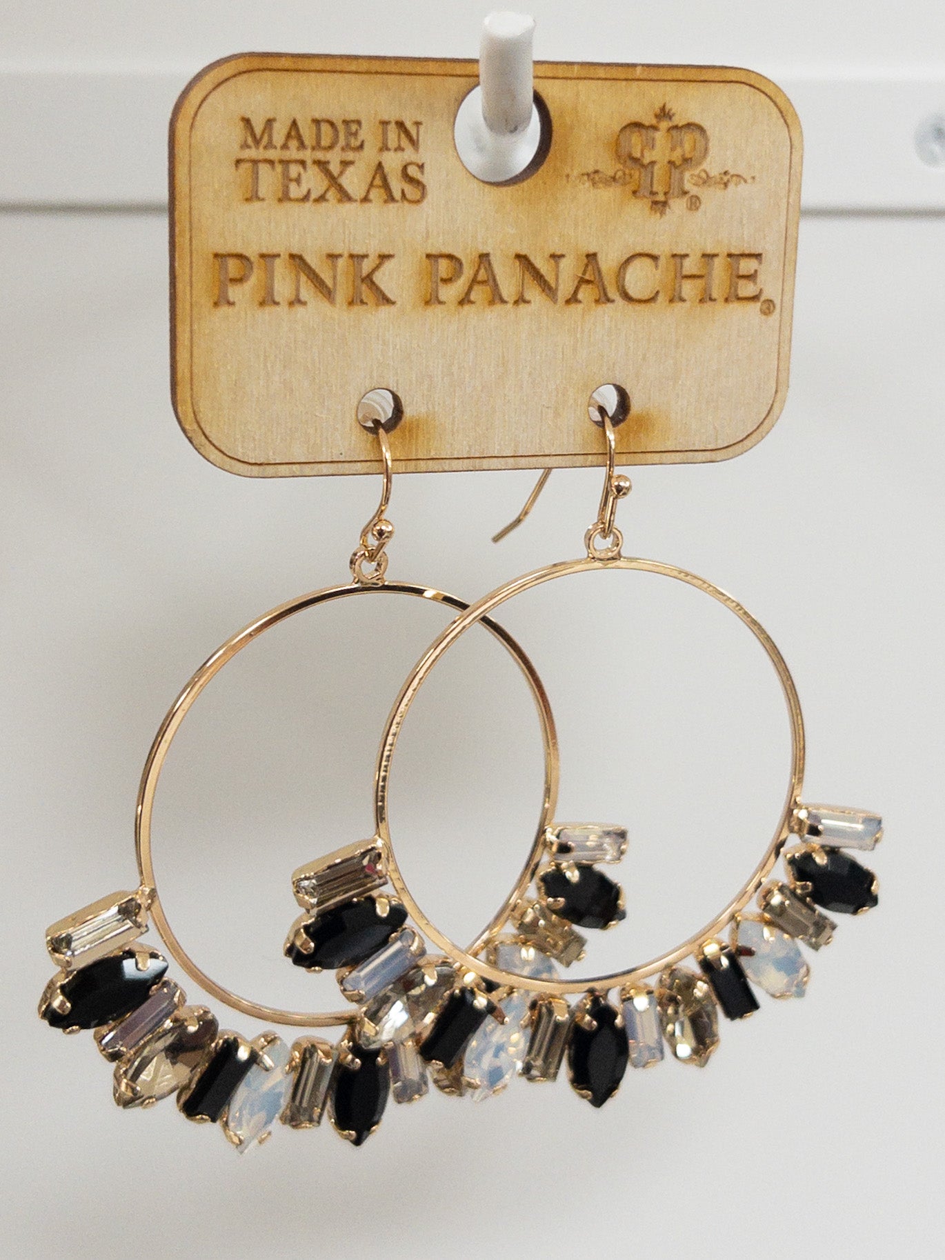 148 BLACK WHITE GOLD DROP