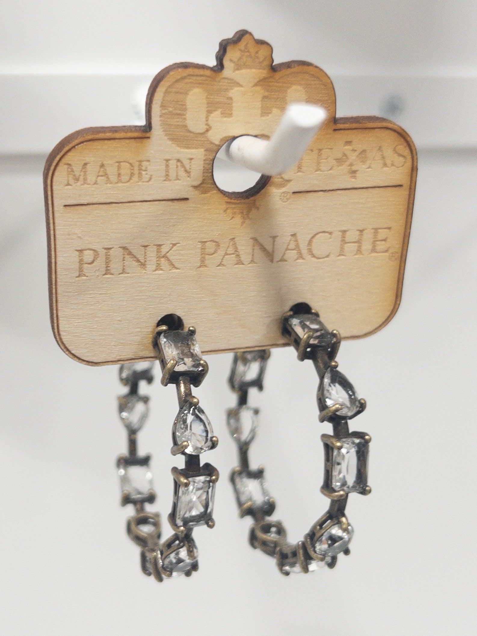 184 BLACK CRYSTAL HOOP