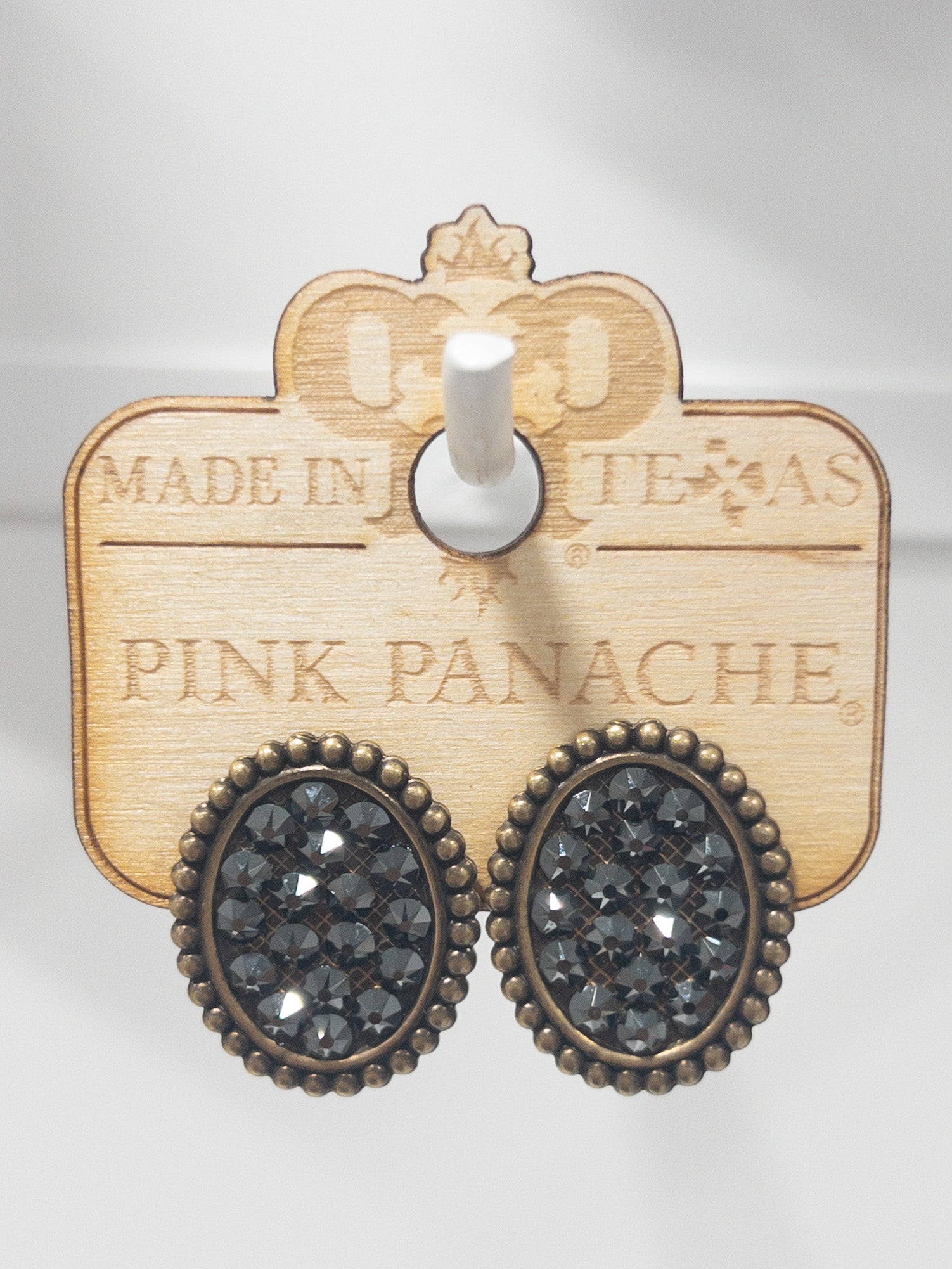 185 BLACK RHINESTONE STUD