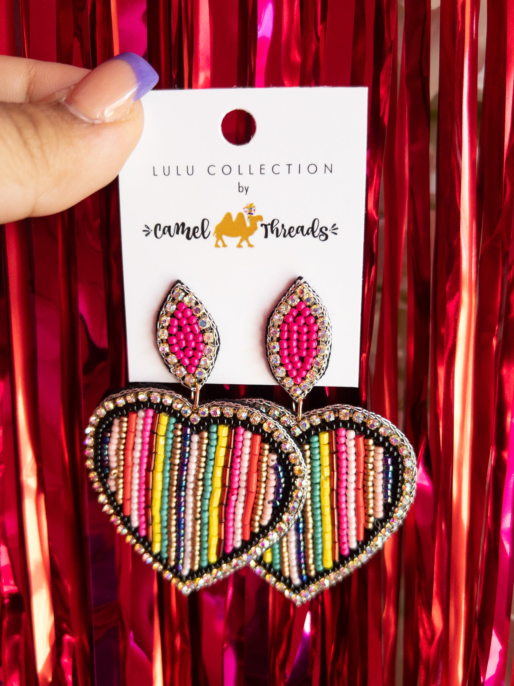 MULTI HEART CAMEL THREAD EARRINGS