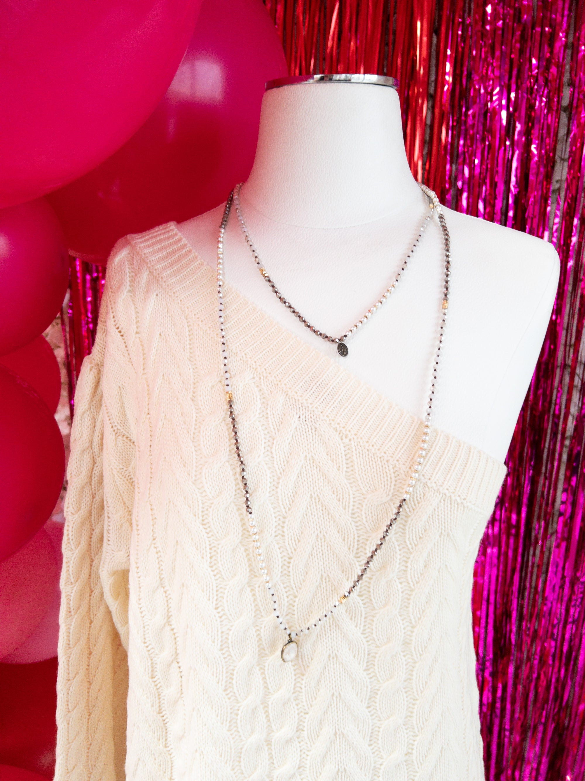 CANDY IVORY XLONG PINK PANACHE NECKLACE