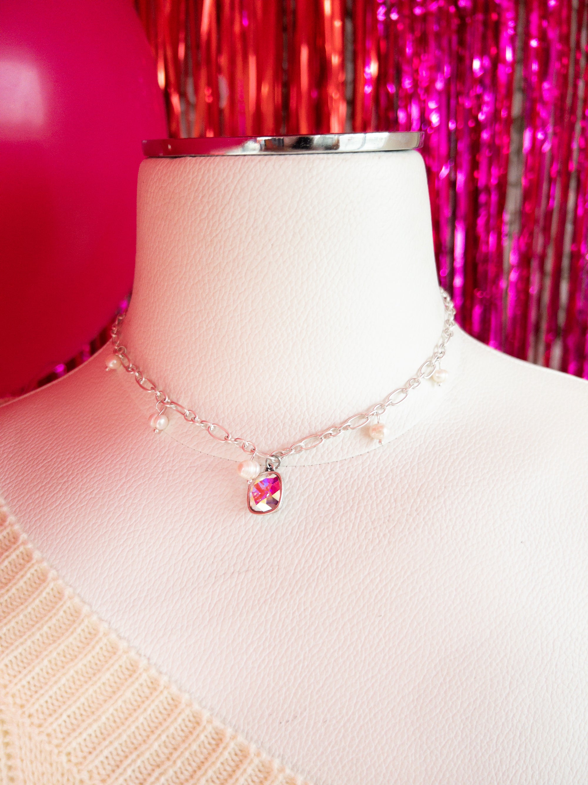 SILVER WITH PEARL JESS PINK PANACHE NECKLACE