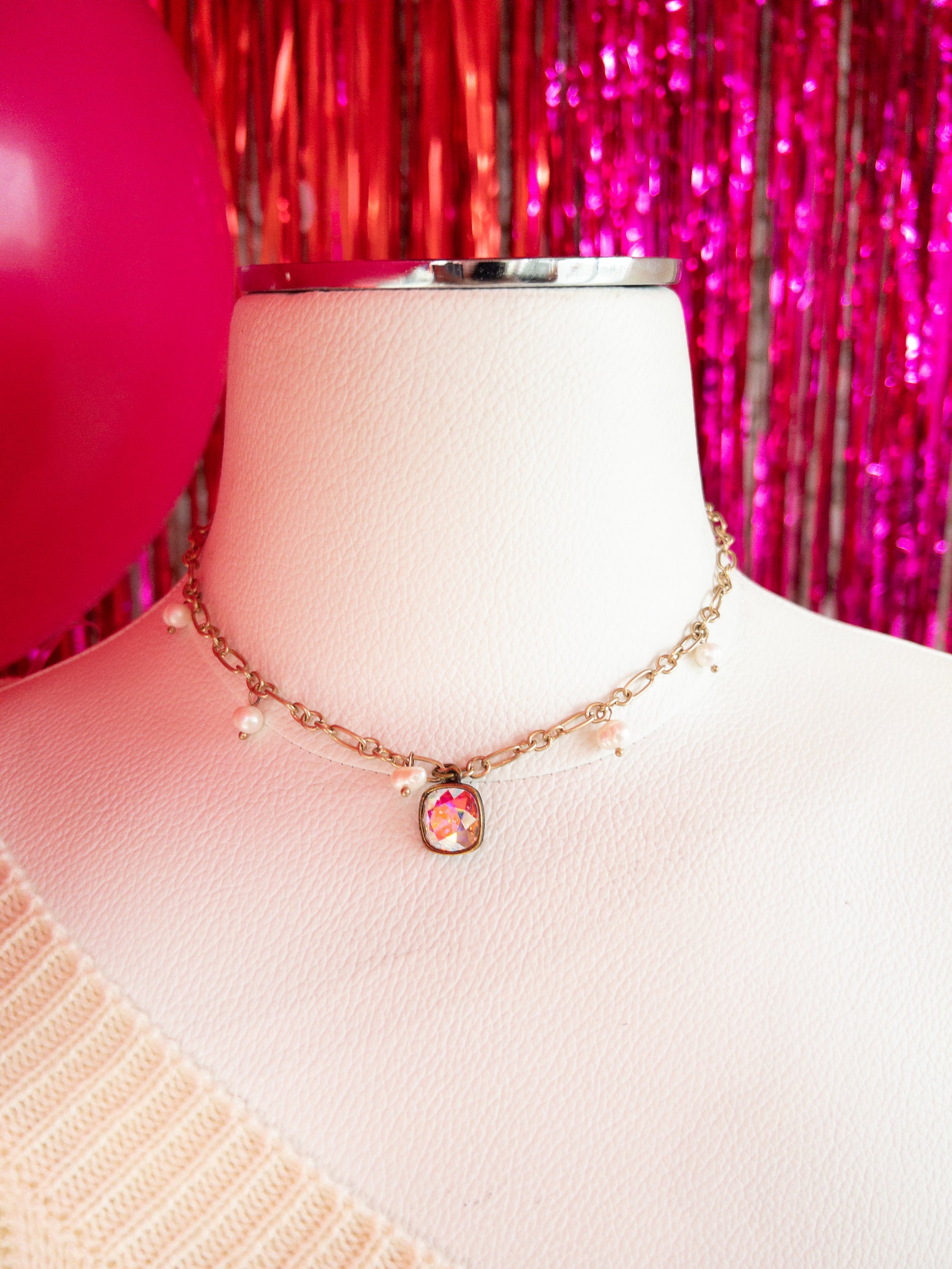 GOLD WITH PEARL JESS PINK PANACHE NECKLACE