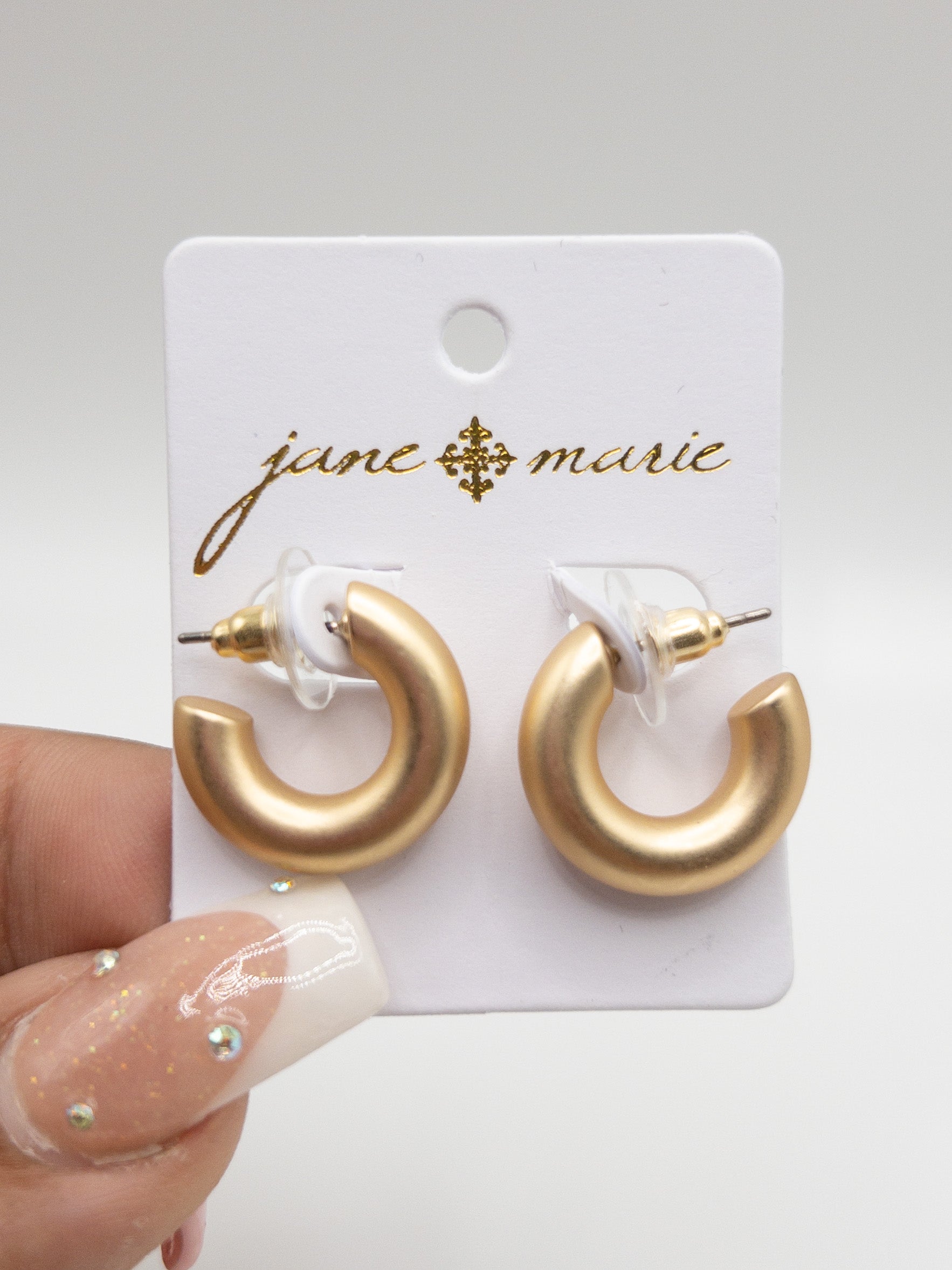 JANE MARIE MINI PLAIN HOOPS