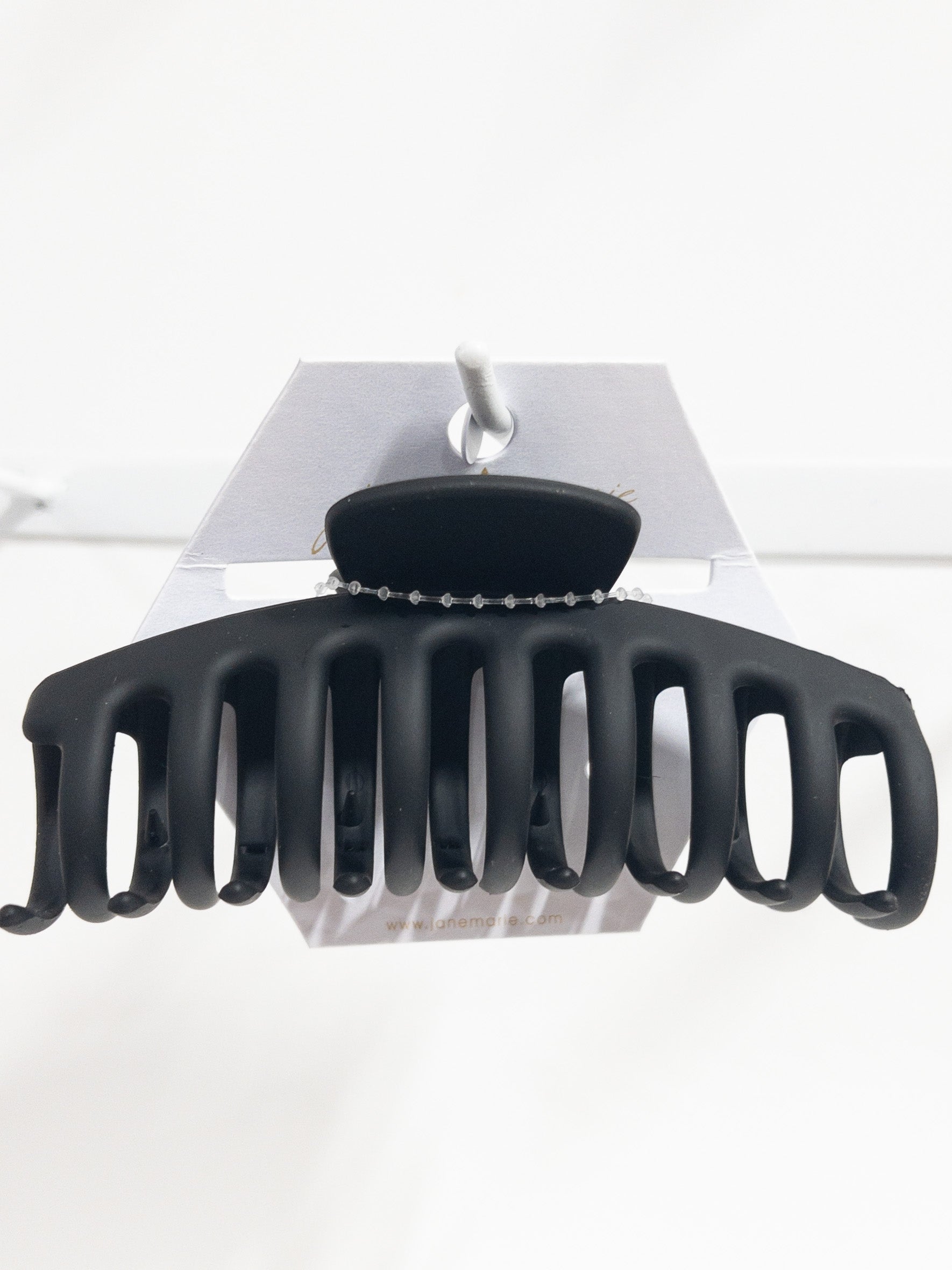 JANE MARIE CLAW HAIR CLIP BLACK