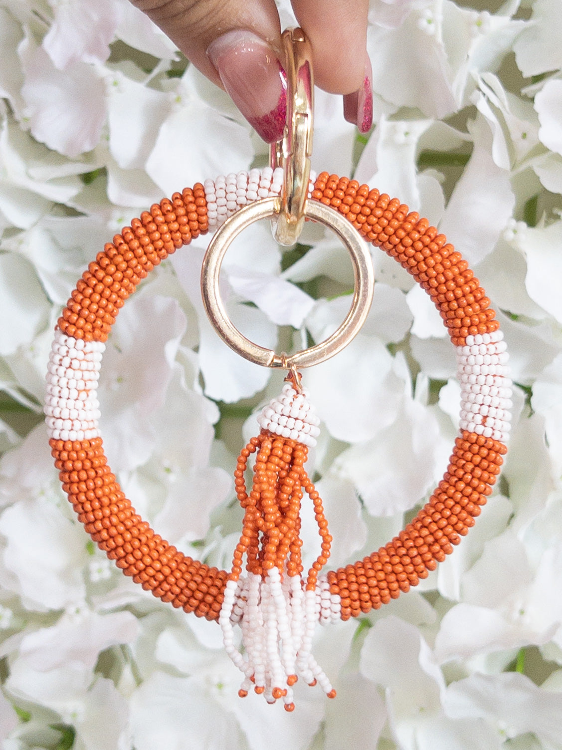 ORANGE AND WHITE BEADED KEY RING LA CHIC