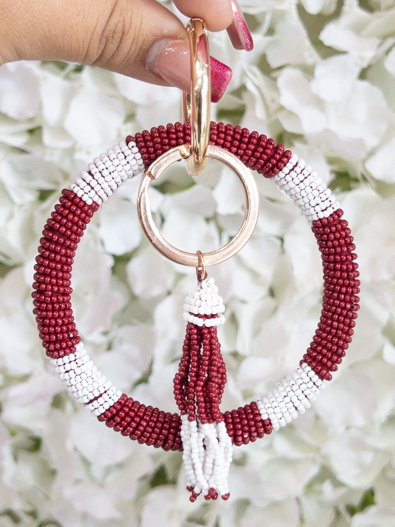 MAROON AND WHITE BEADED KEY RING LA CHIC