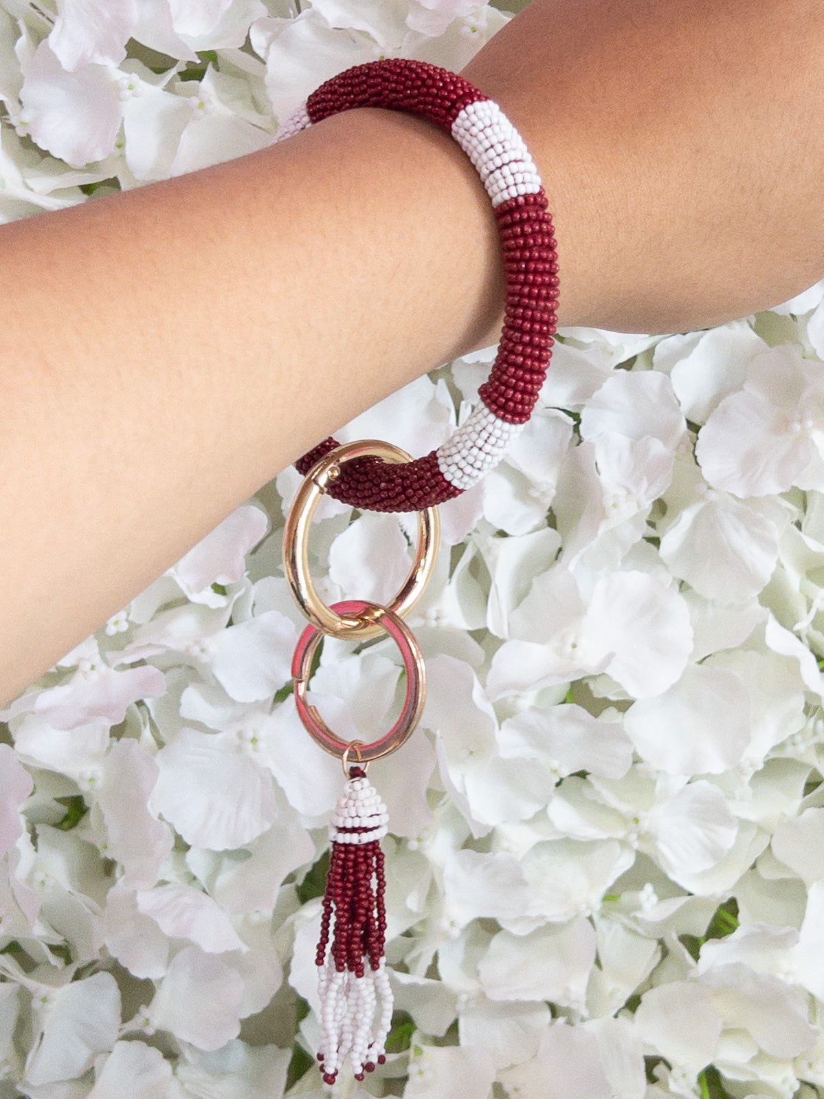 MAROON AND WHITE BEADED KEY RING LA CHIC