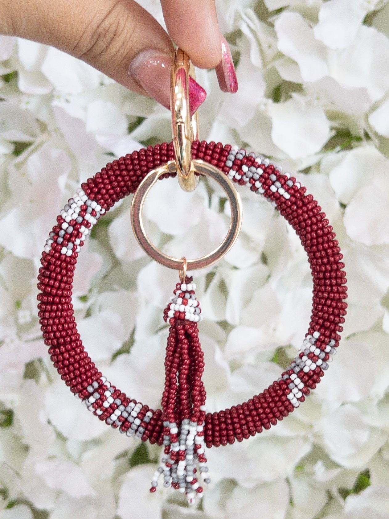 MAROON WITH GRAY ACCENT BEADED KEY RING LA CHIC