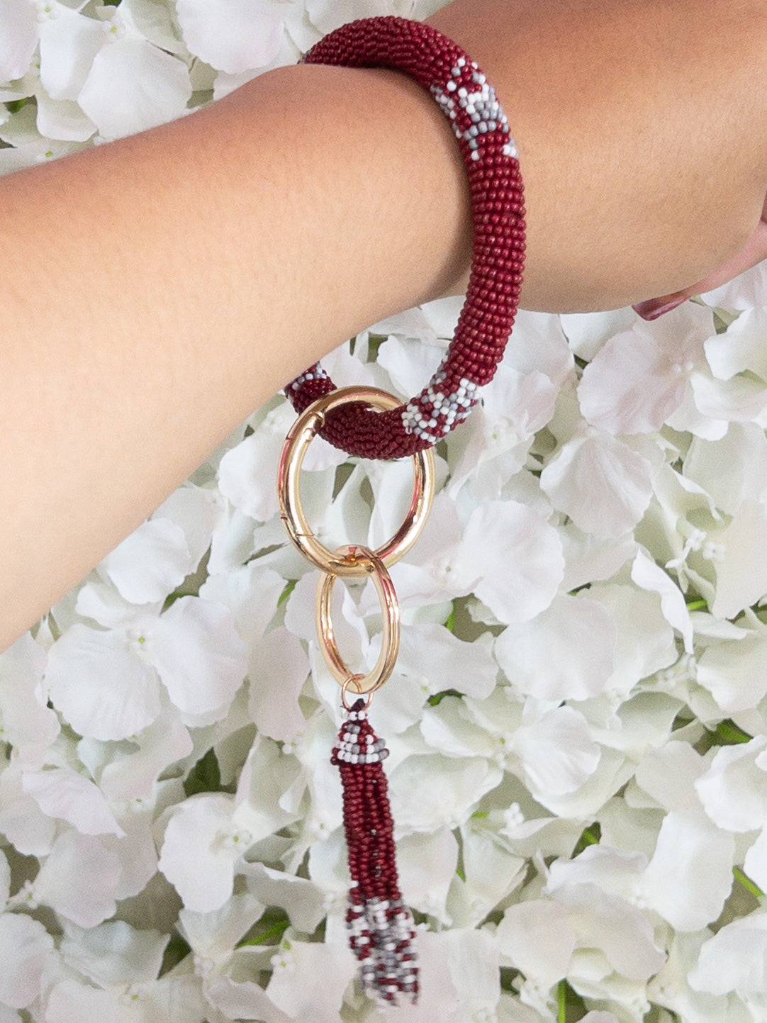 MAROON WITH GRAY ACCENT BEADED KEY RING LA CHIC