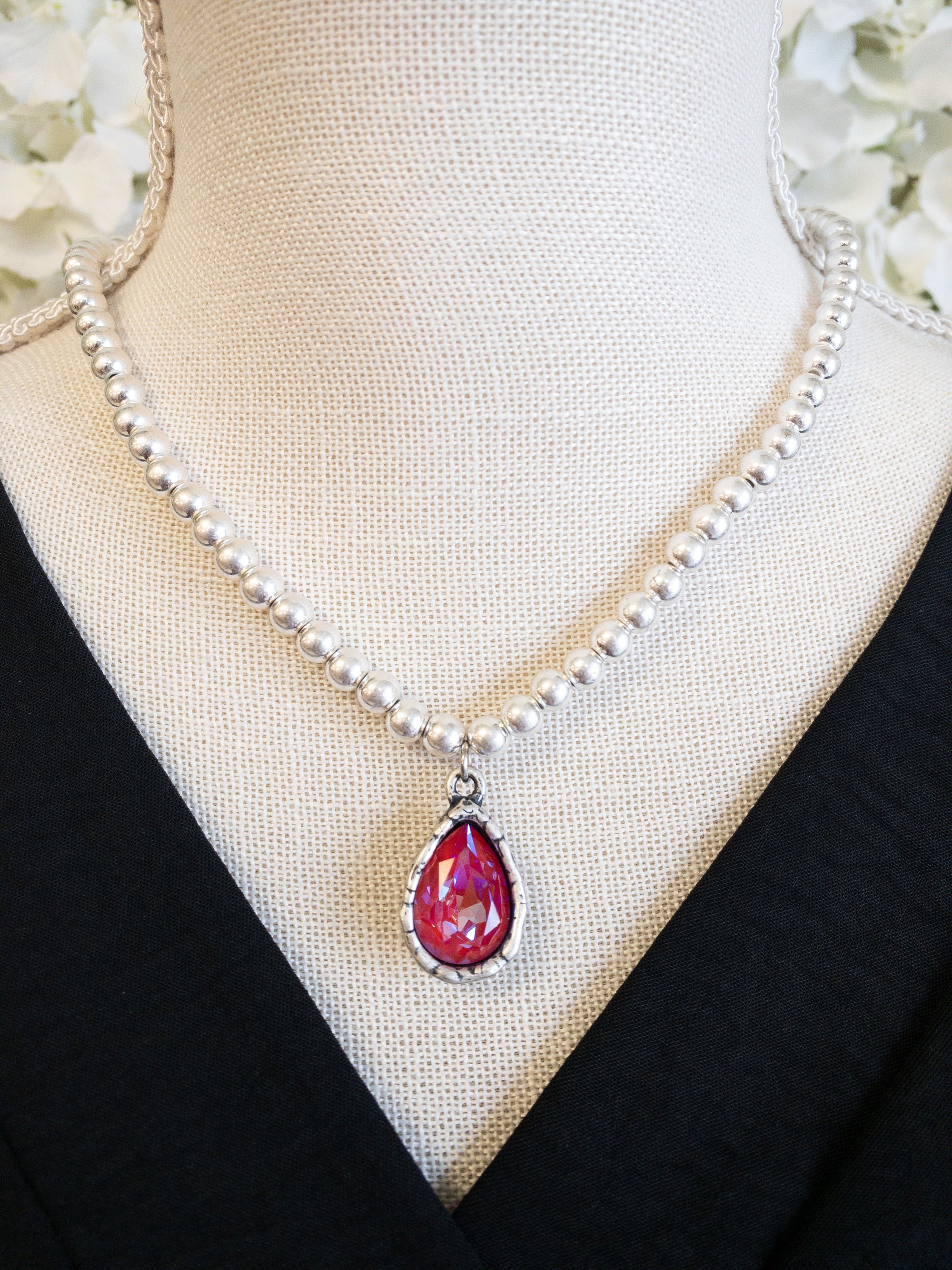 ROSE PINK PANACHE NECKLACE