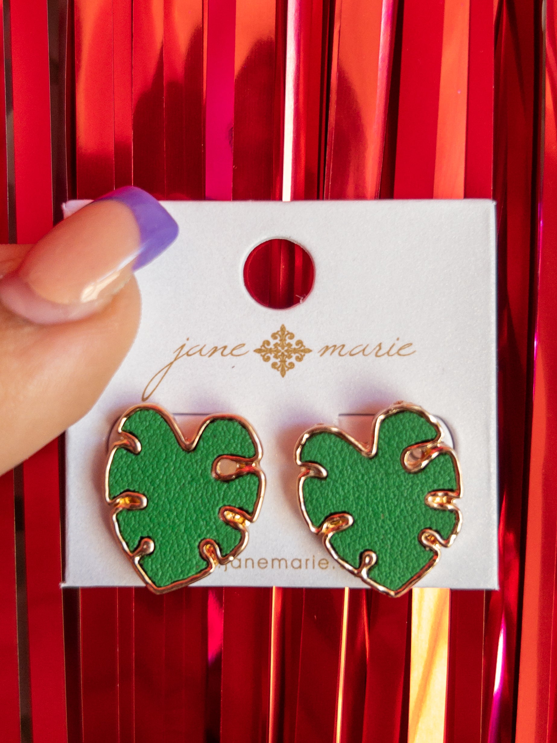 JANE MARIE LARGE STUD LEAF