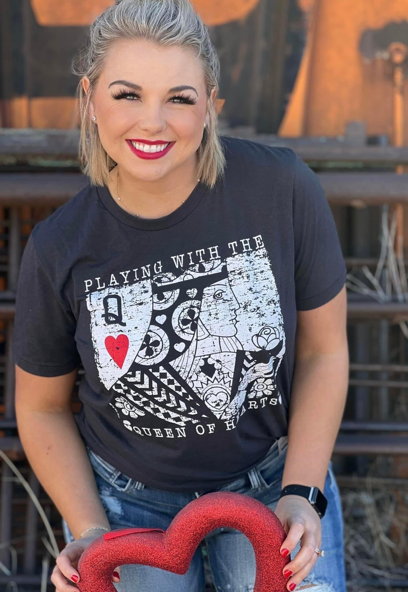 QUEEN OF HEART TEE