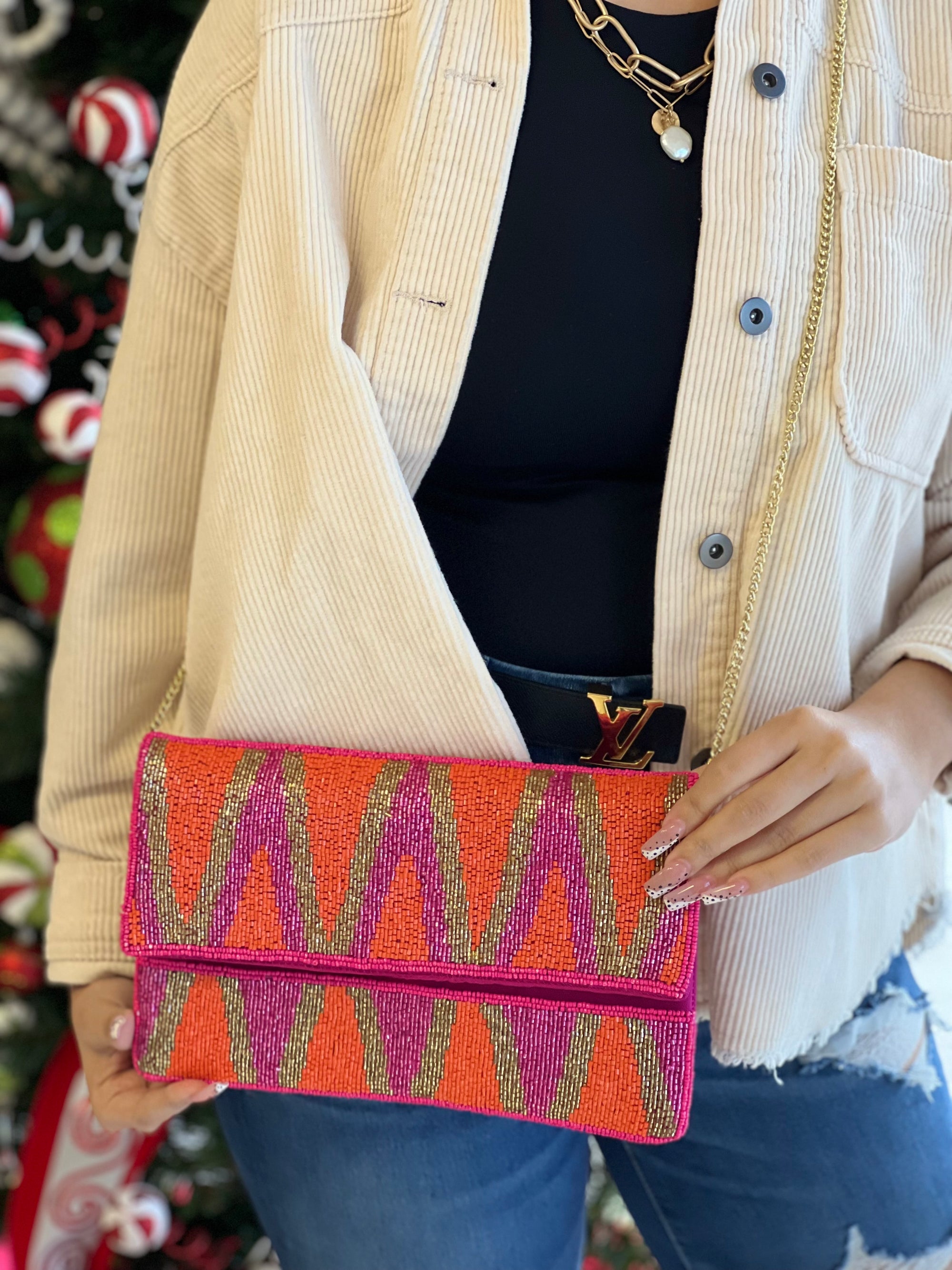 FUCHSIA & ORANGE CHEVRON PATTERNED BEADED CLUTCH