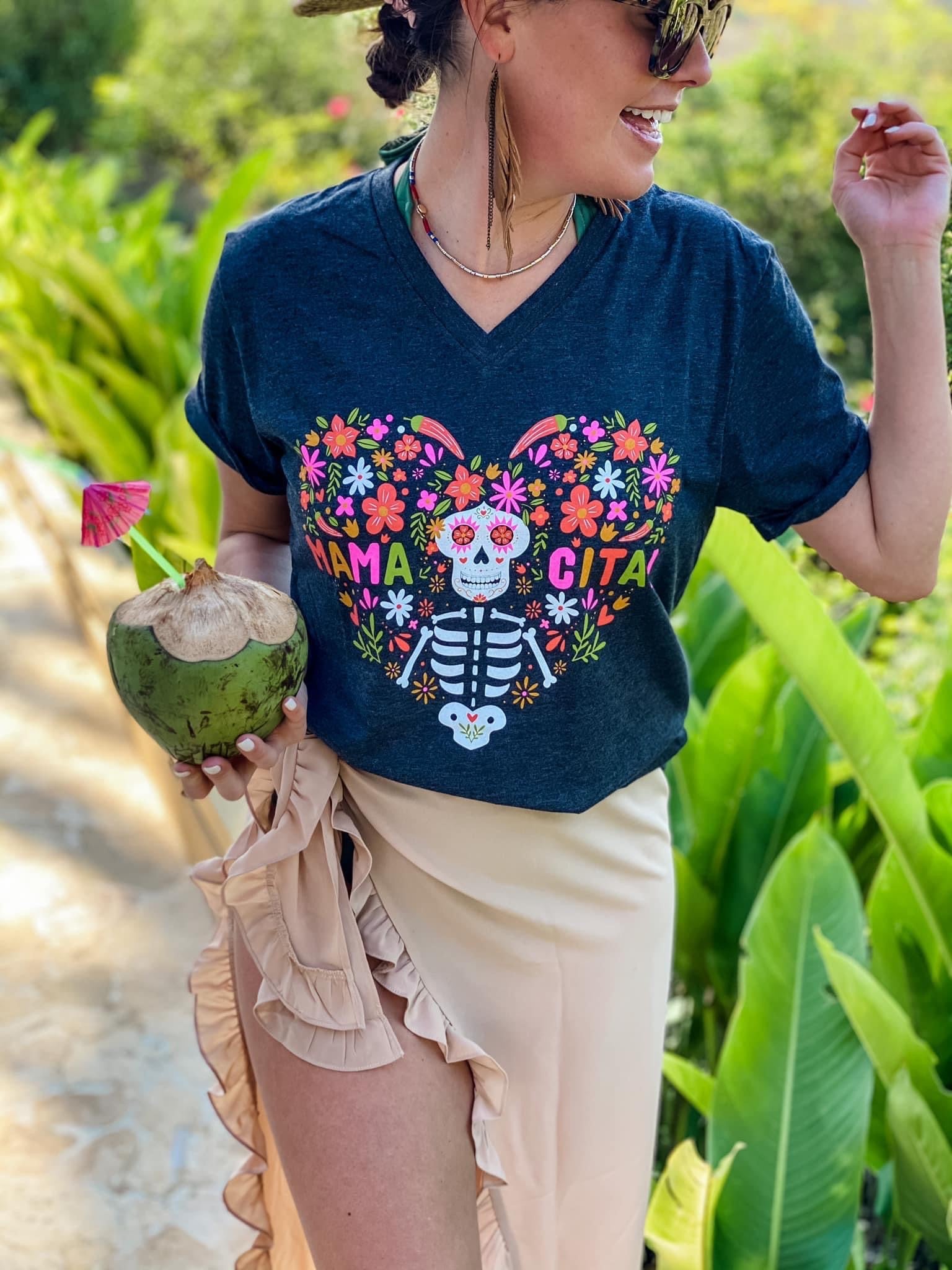 MAMACITA SUGAR SKULL V NECK TEE