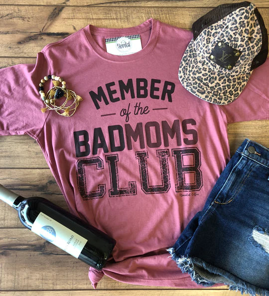 BAD MOMS CLUB TEE