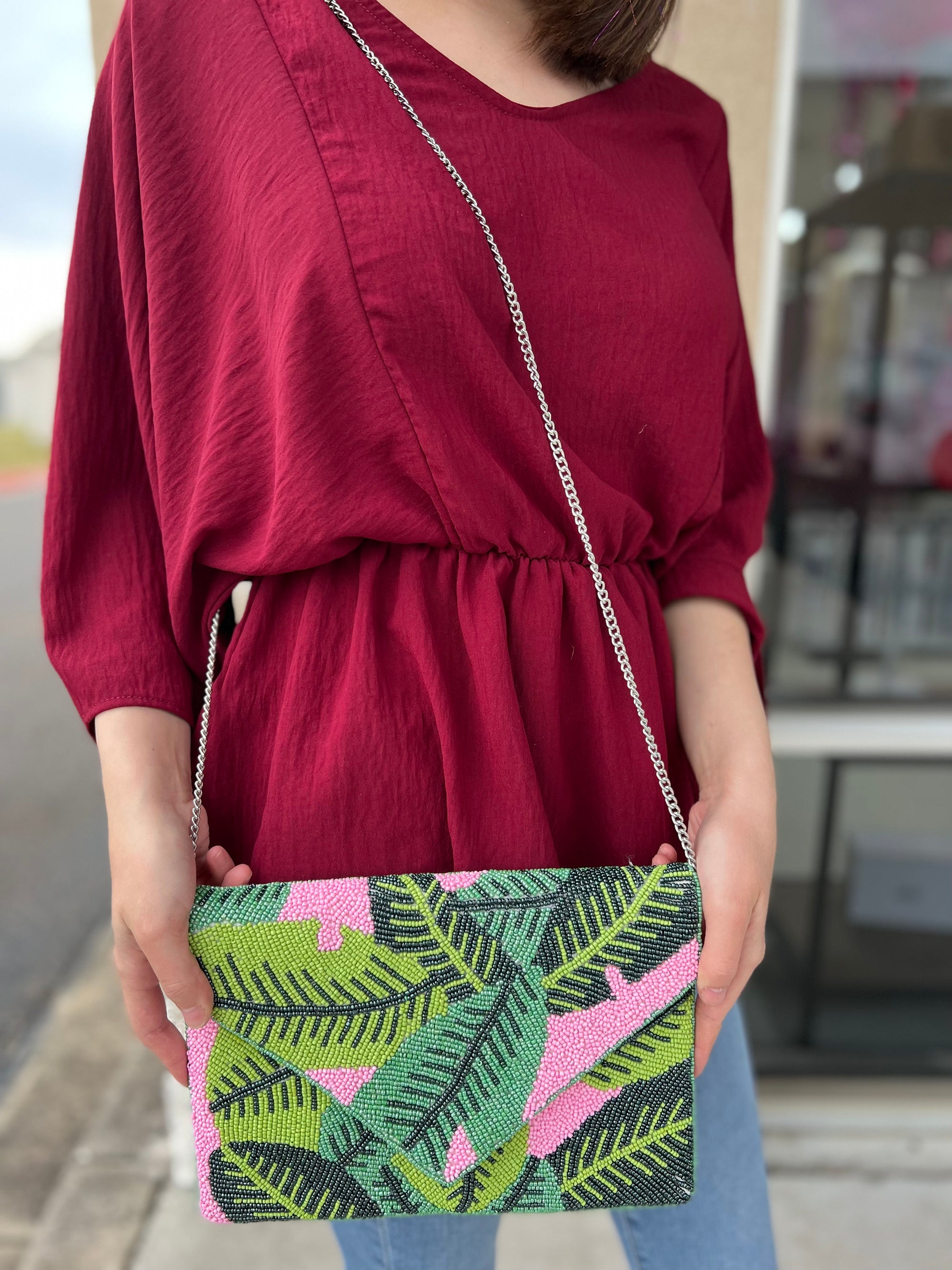 PINK GREEN PALM LEAF CLUTCH