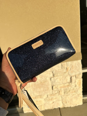 CALLEY WRISTLET WALLET