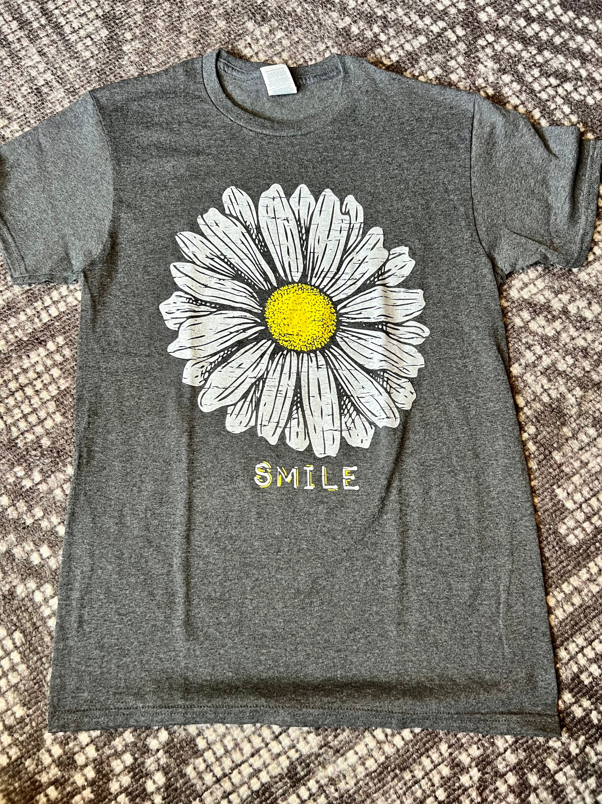 DAISY SMILE TEE