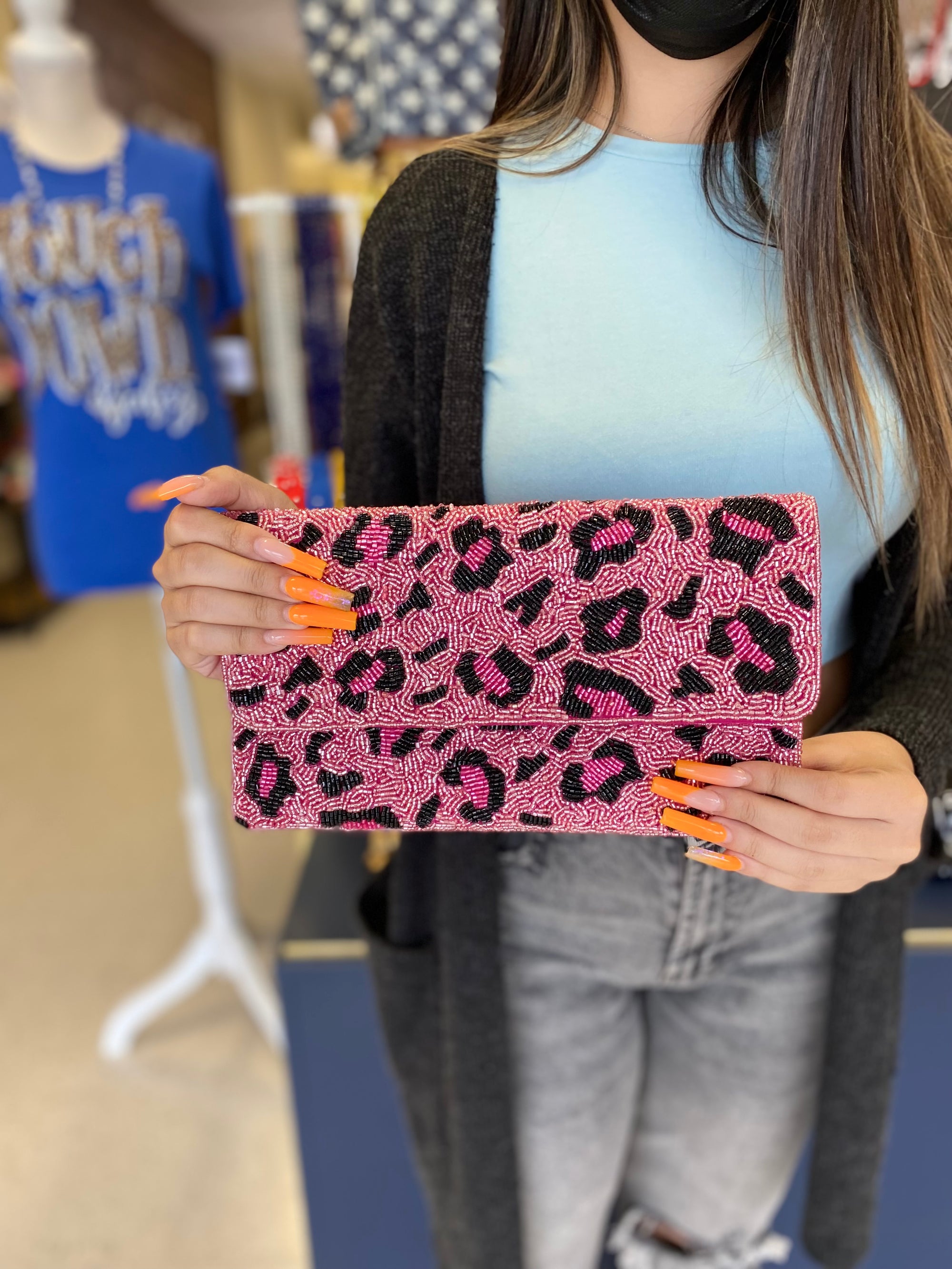 PINK LEOPARD PRINT BEADED CLUTCH