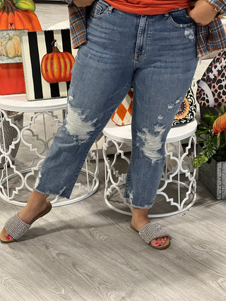DESI RELEASE HEM ANKLE STRAIGHT JUDY BLUE JEANS