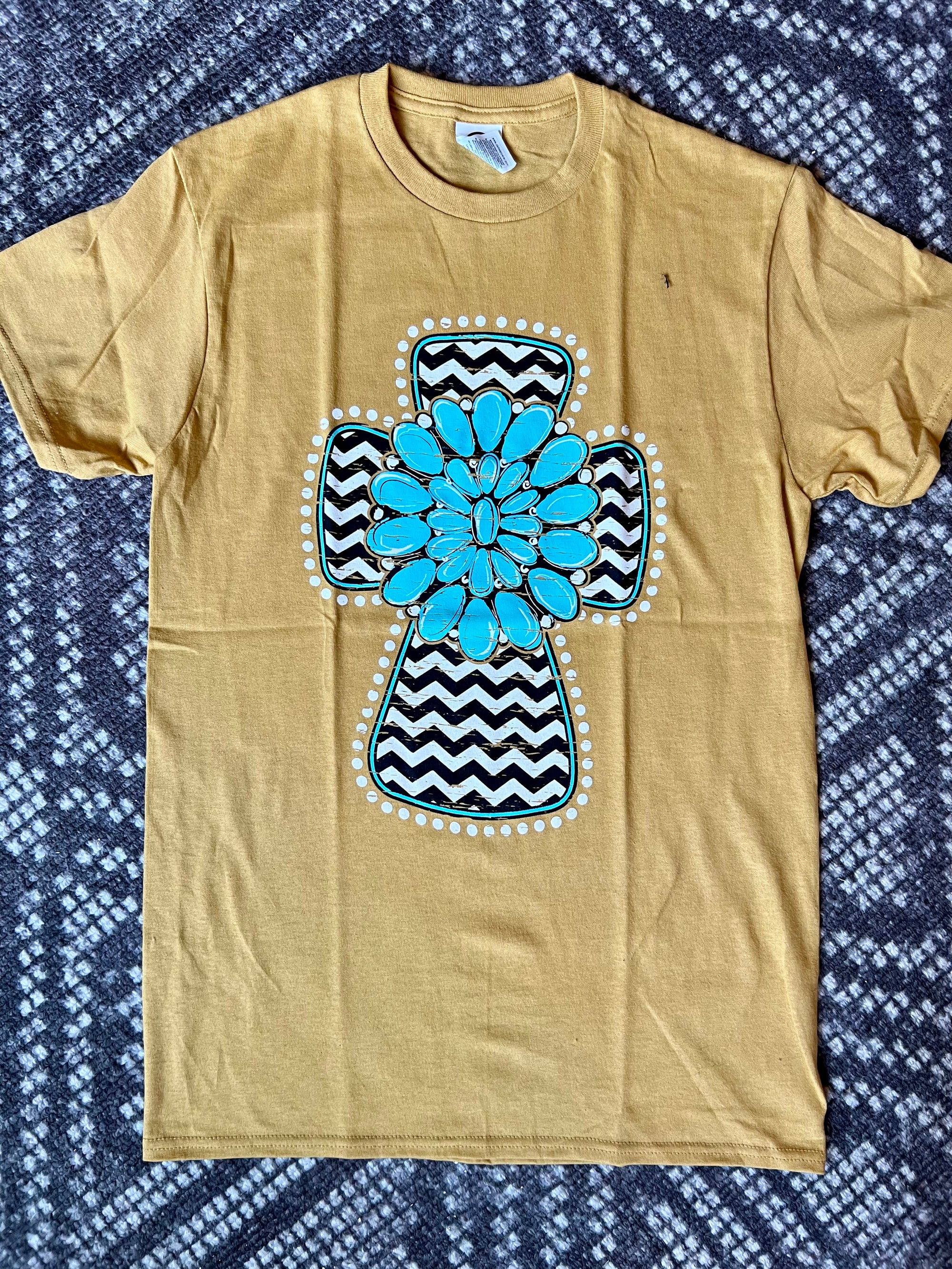 CHEVRON TURQUOISE CROSS TEE