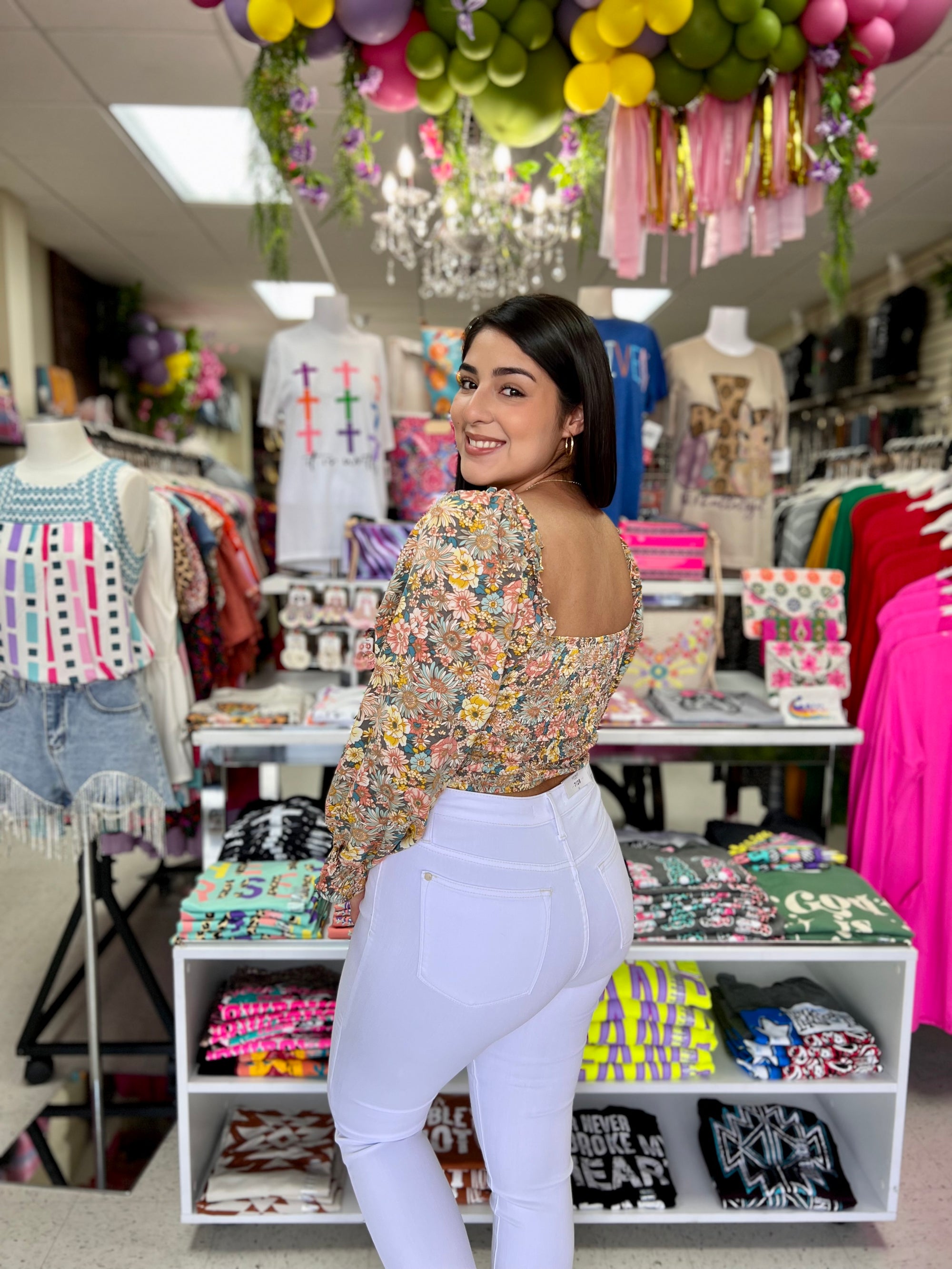 PRETTY SPRING FLORAL CROP TOP