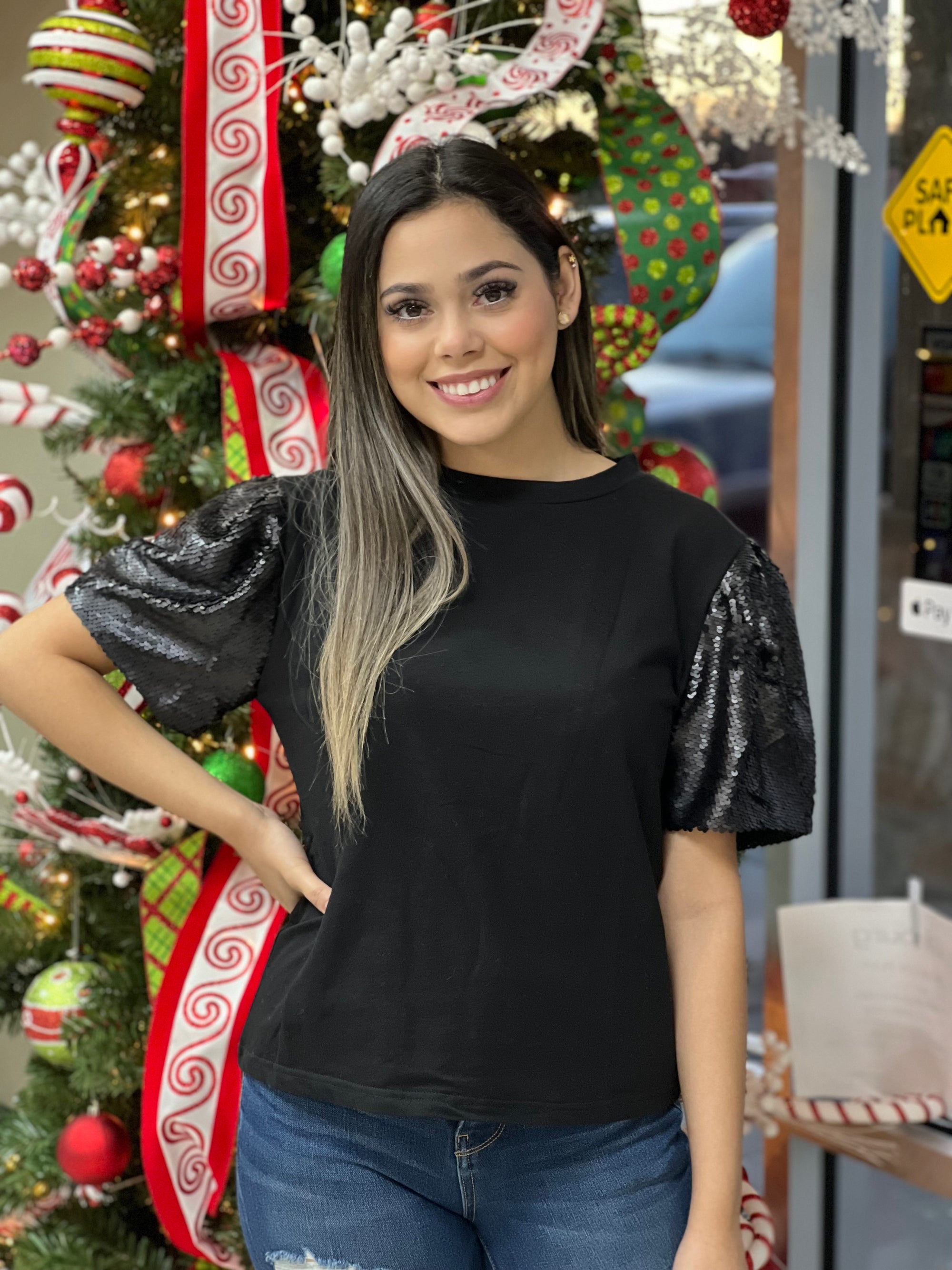 SEQUINS BLACK TOP