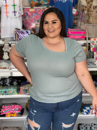 PEONY MINT TOP