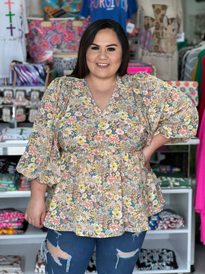 PRETTY SPRING FLORAL TOP