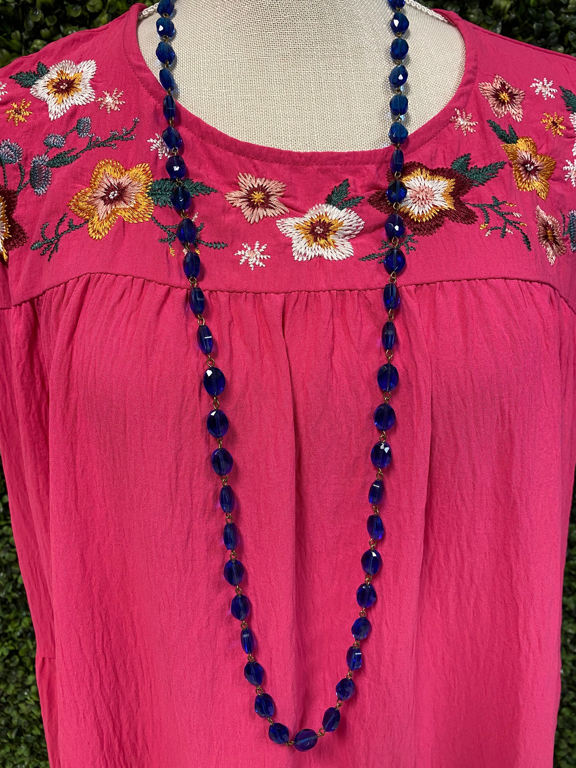 TRUE BLUE PINK PANACHE NECKLACE