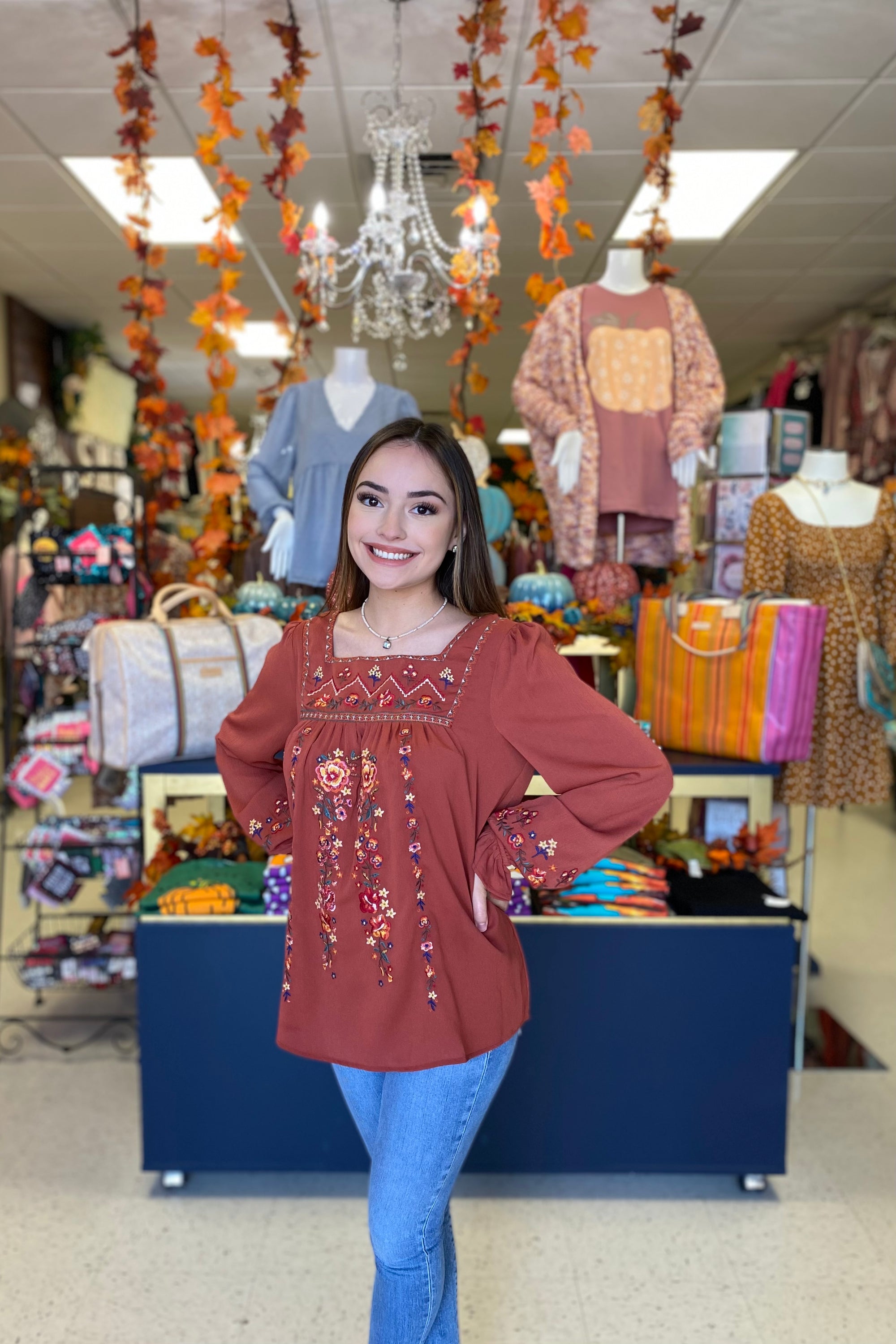 MARTHA EMBROIDERY BLOUSE