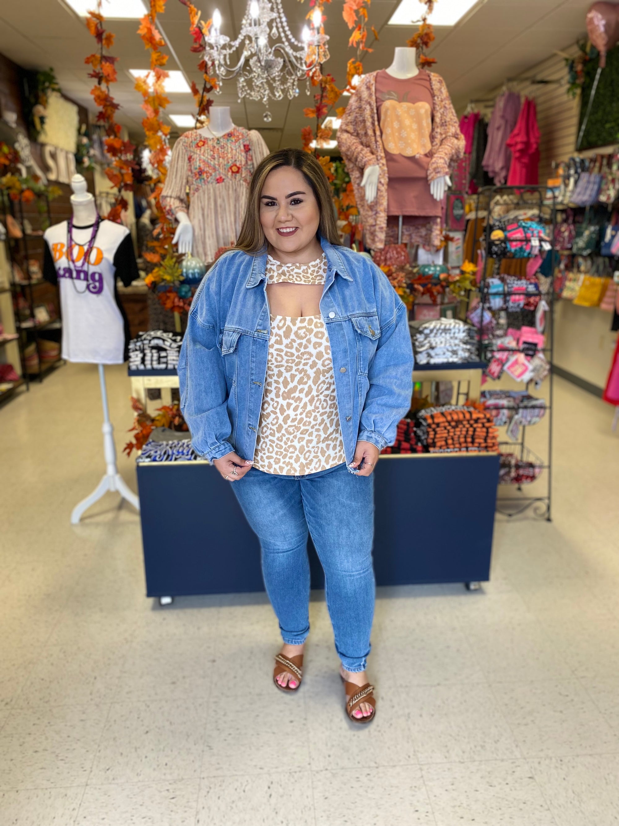 DENIM QUEEN JEAN JACKET