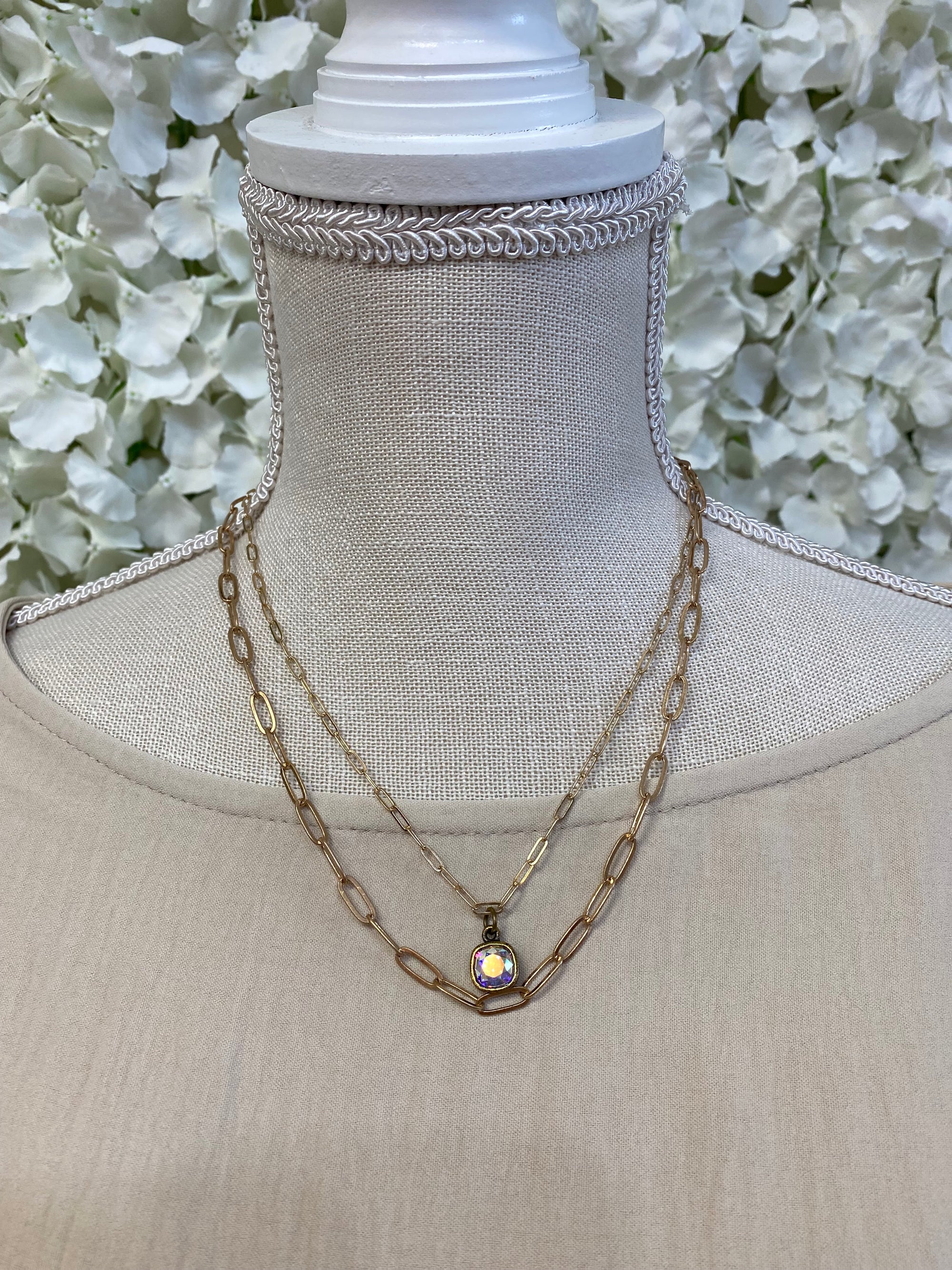 PAOLA GOLD CHAIN NECKLACE