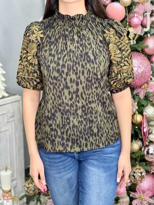 CLAUDIA OLIVE TOP