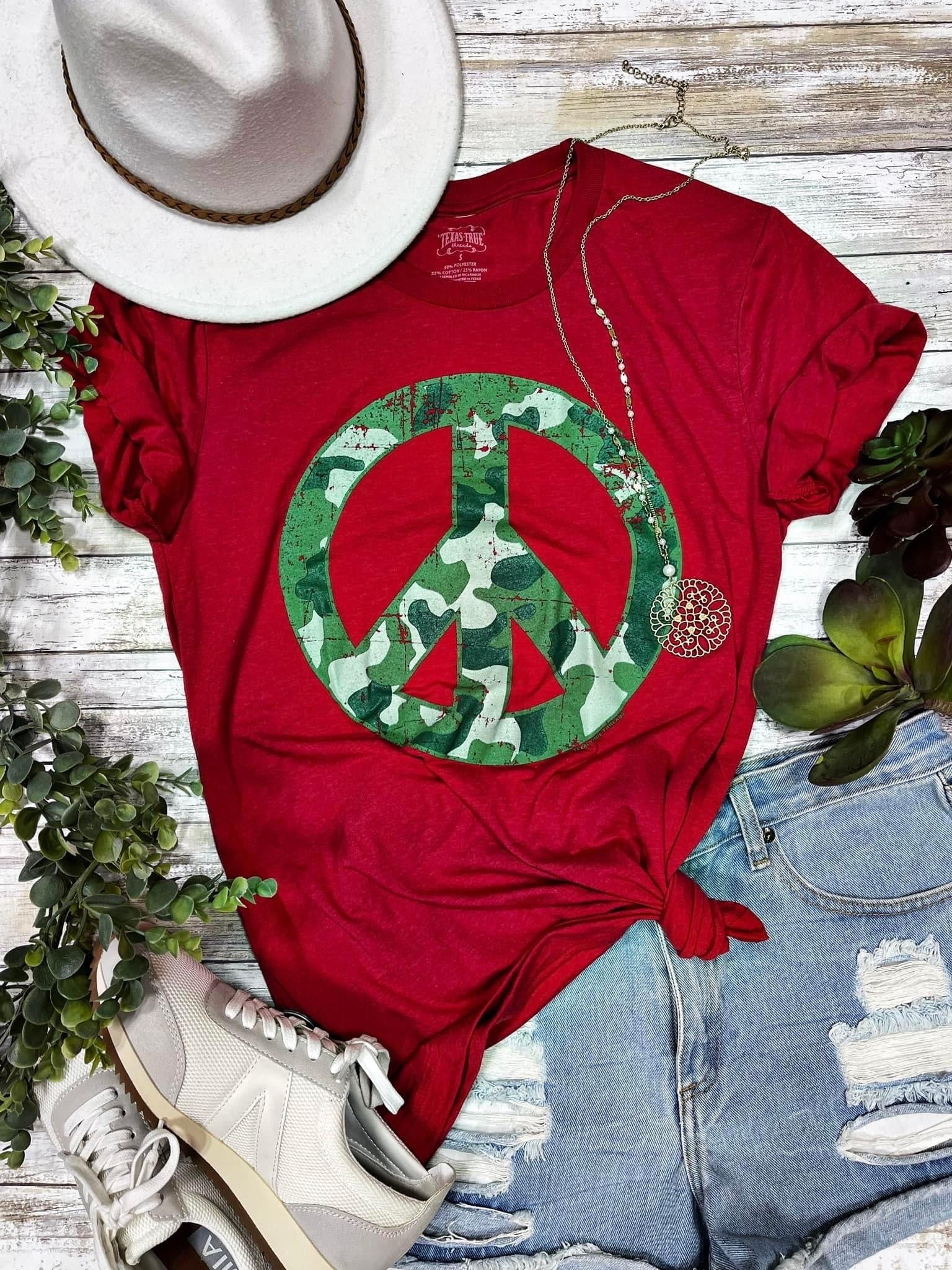 CAMO PEACE SIGN TEE