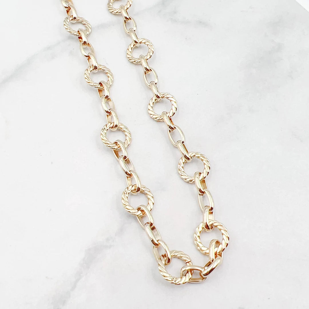 GOLD CIRCLE CHAIN LINK NECKLACE TREASURE JEWELS