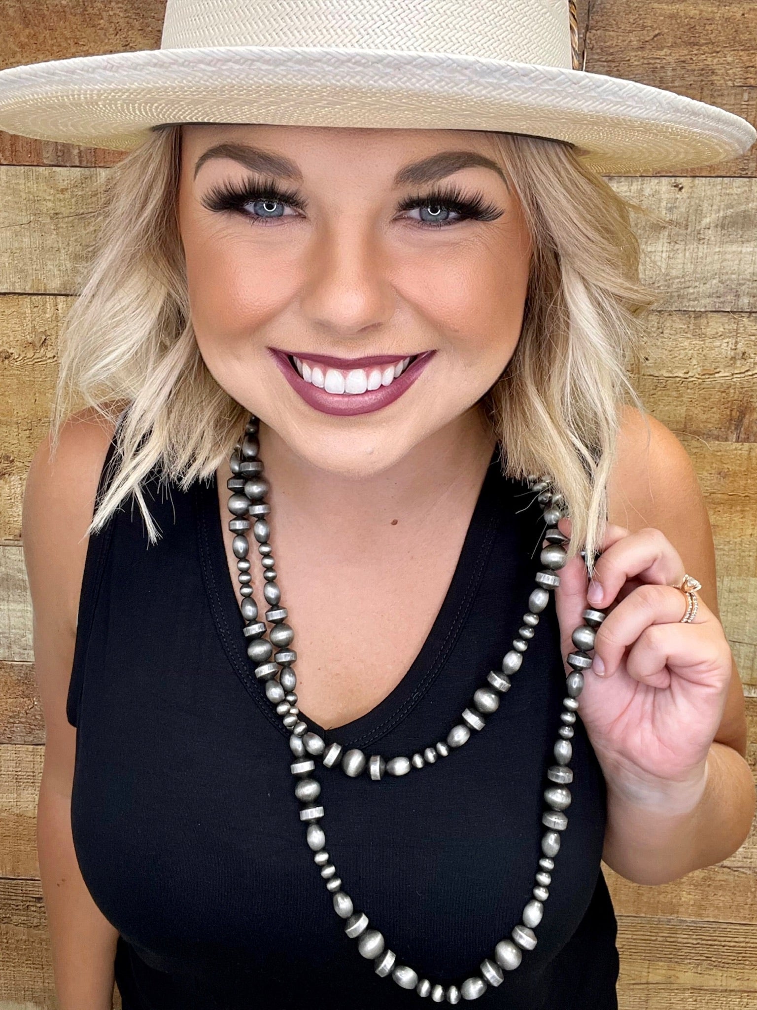 TEXAS TRUE AMARILLO LONG NECKLACE