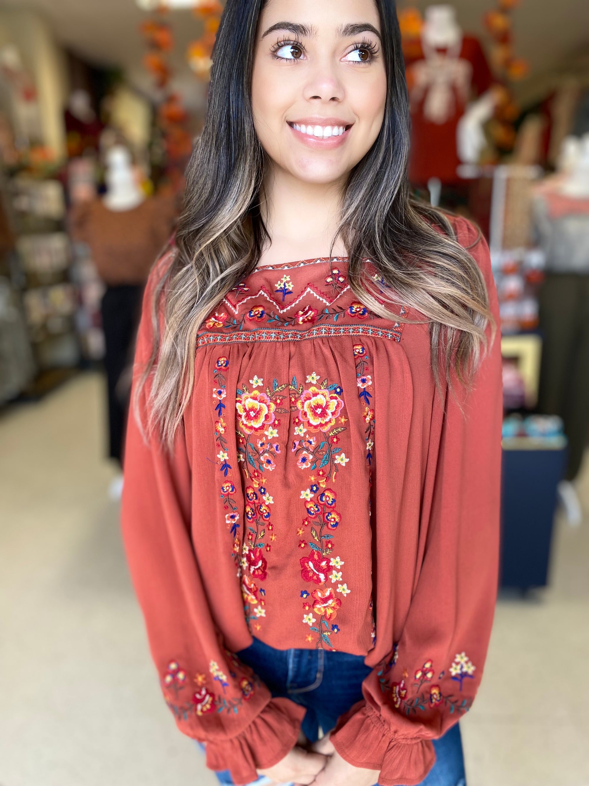 PUMPKIN EMBROIDERY TOP