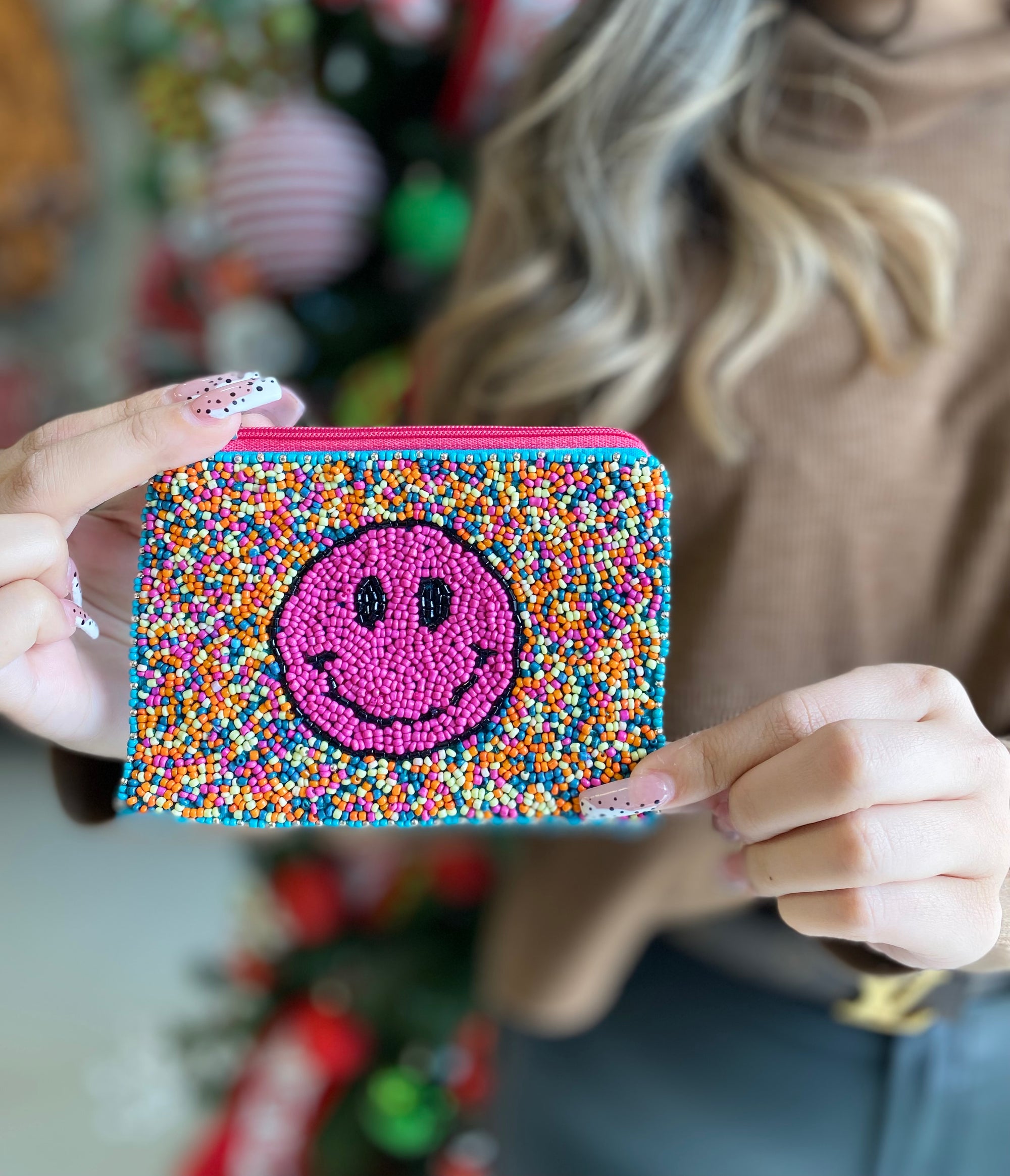 PINK SMILEY FACE BEADED POUCH