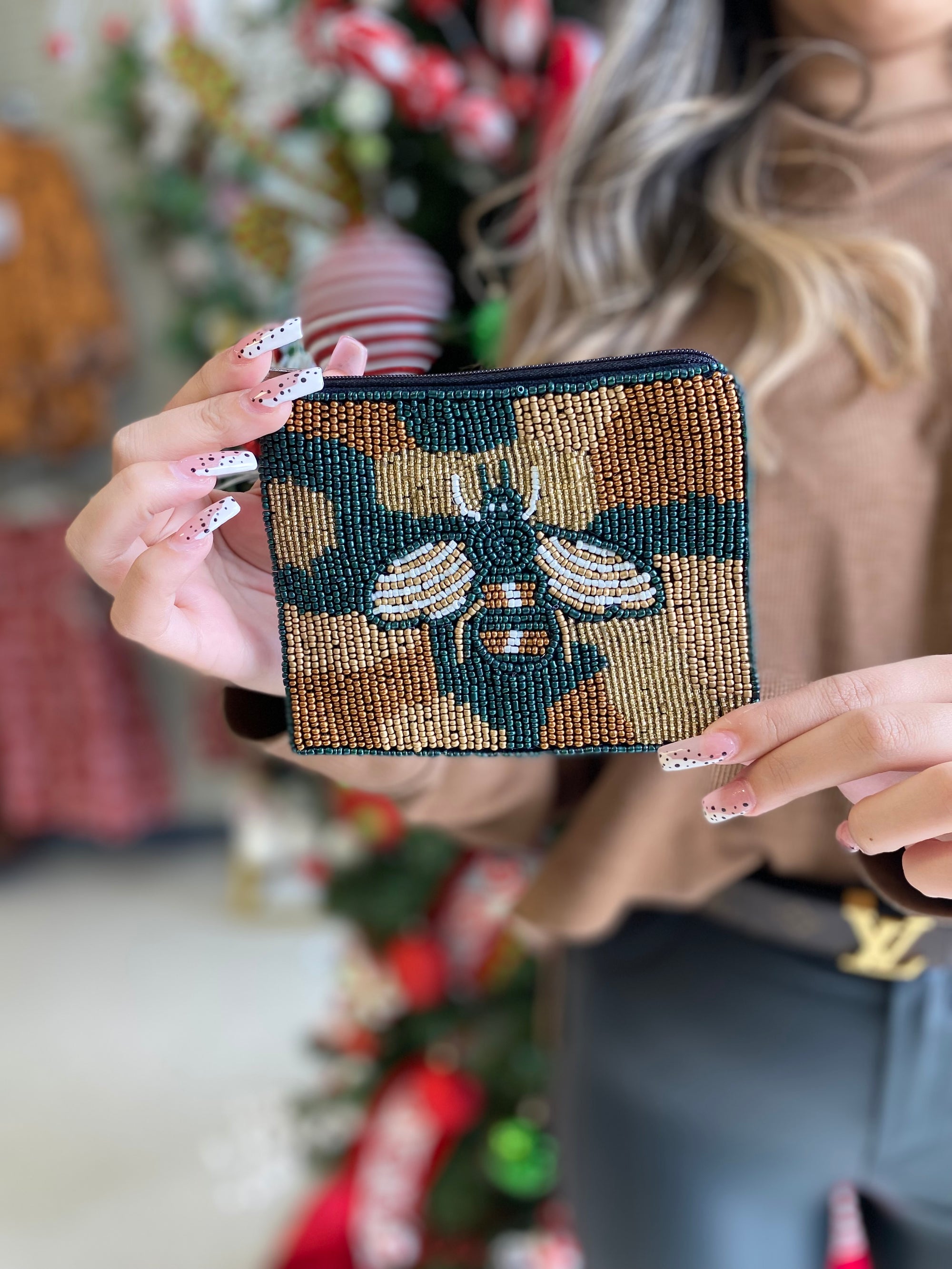 CAMO BEE BEADED POUCH