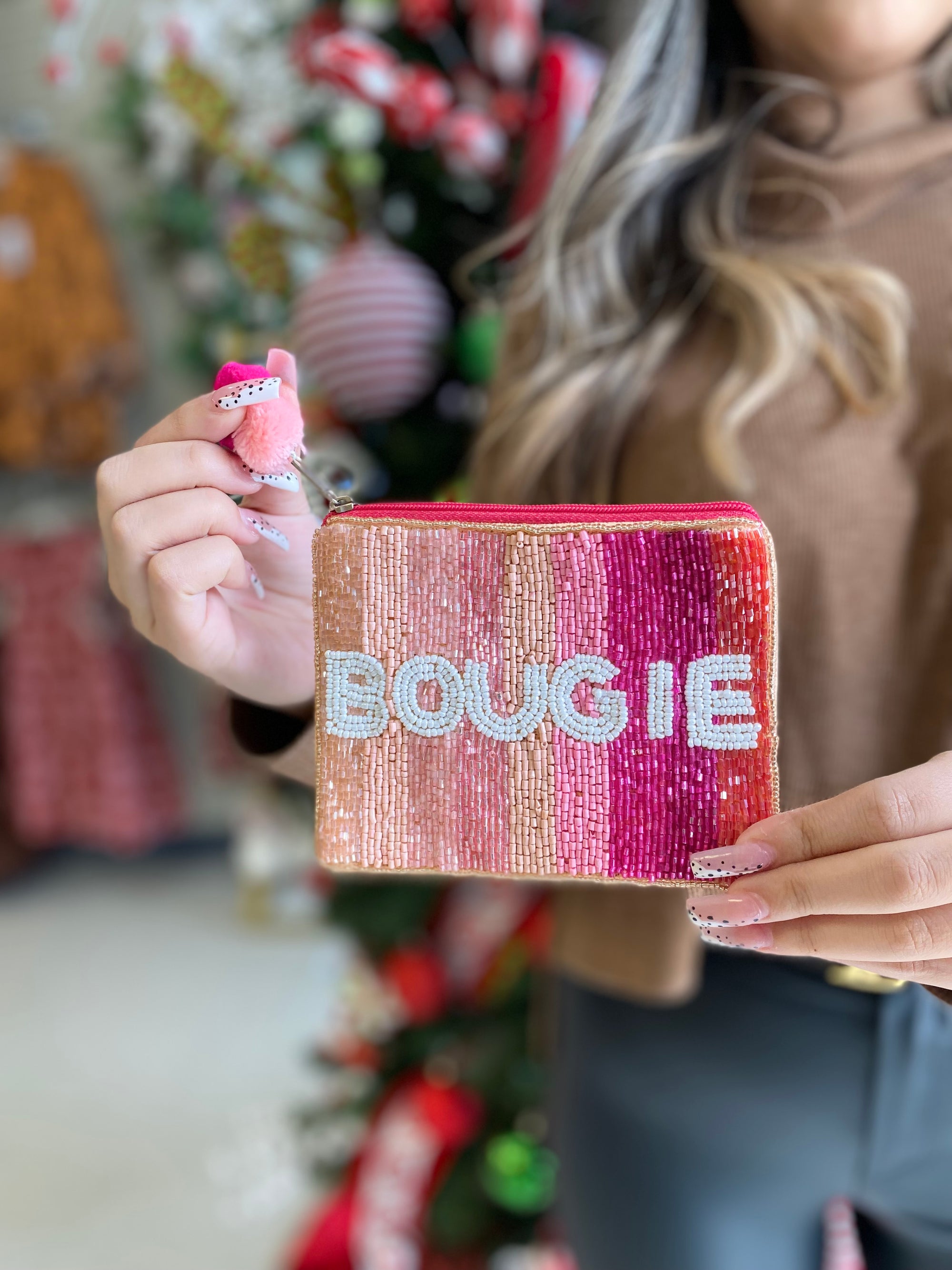 BOUGIE BEADED POUCH