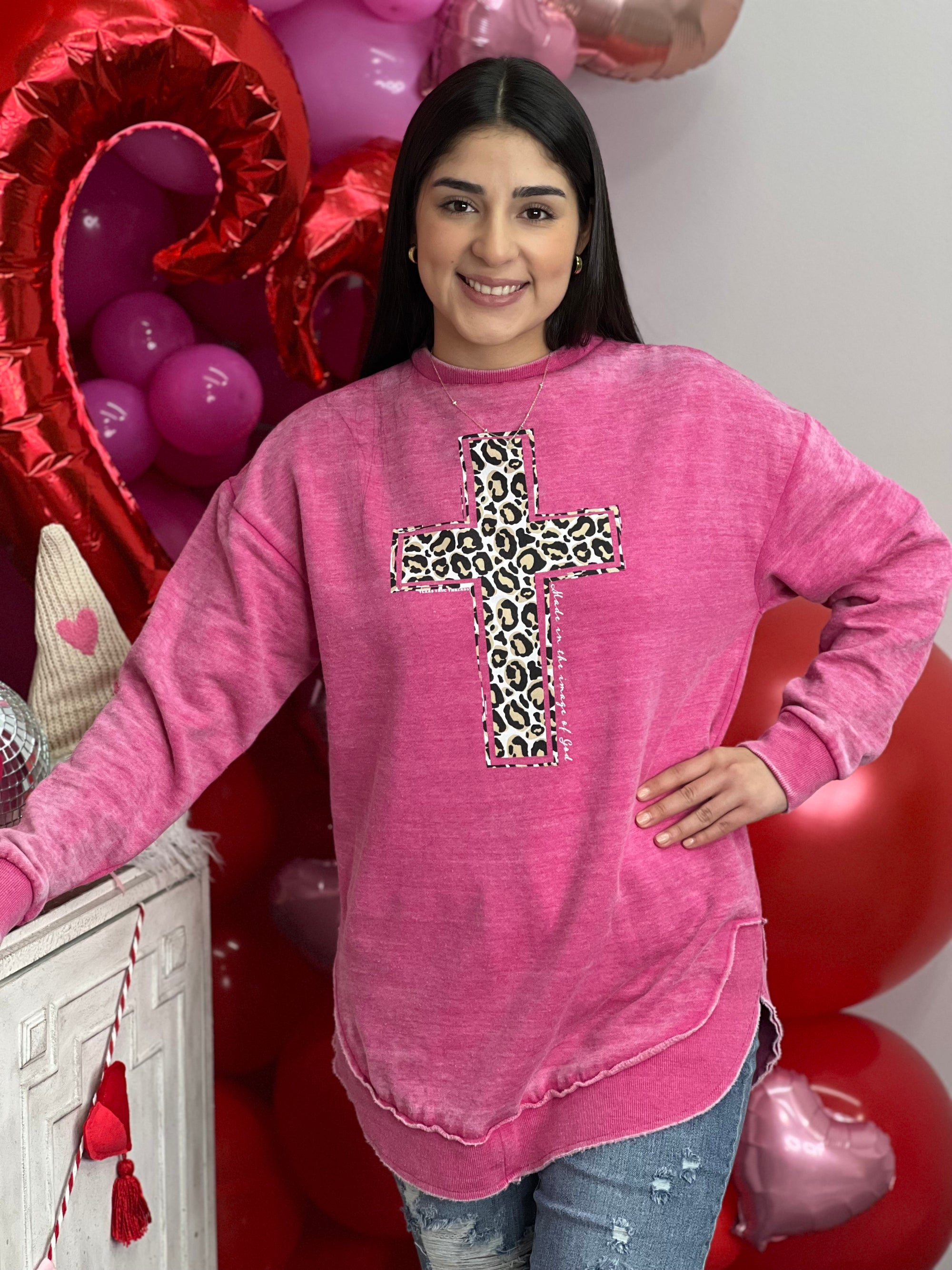 LEOPARD CROSS RASPBERRY SWEATSHIRT